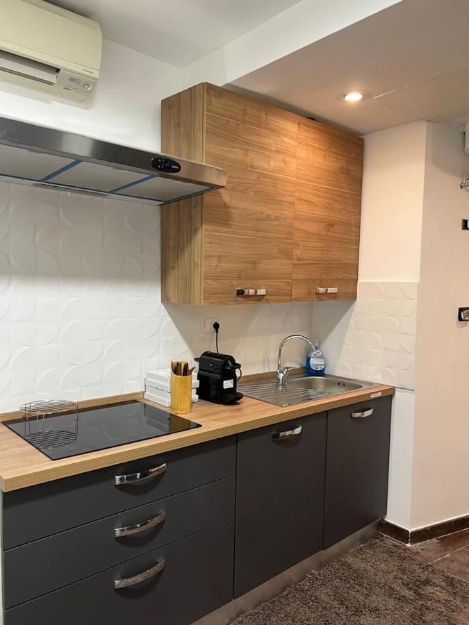 La Rosa Di Roma Colosseo Apartment Ngoại thất bức ảnh