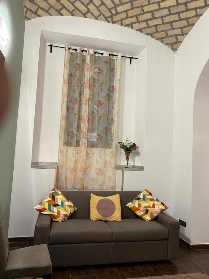 La Rosa Di Roma Colosseo Apartment Ngoại thất bức ảnh