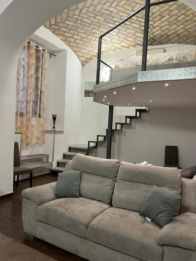 La Rosa Di Roma Colosseo Apartment Ngoại thất bức ảnh
